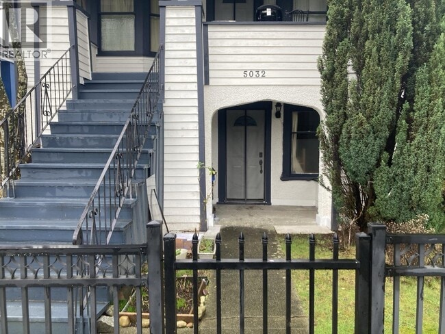 Building Photo - 5032 Fraser St