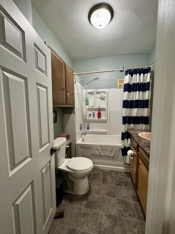 Building Photo - 2412 E 4th St