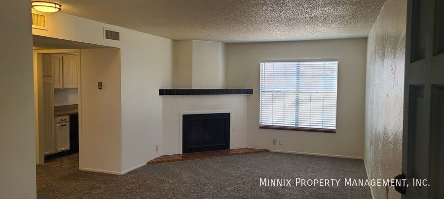 Foto principal - 1904 Midland Dr