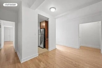 Building Photo - 52 Clark St