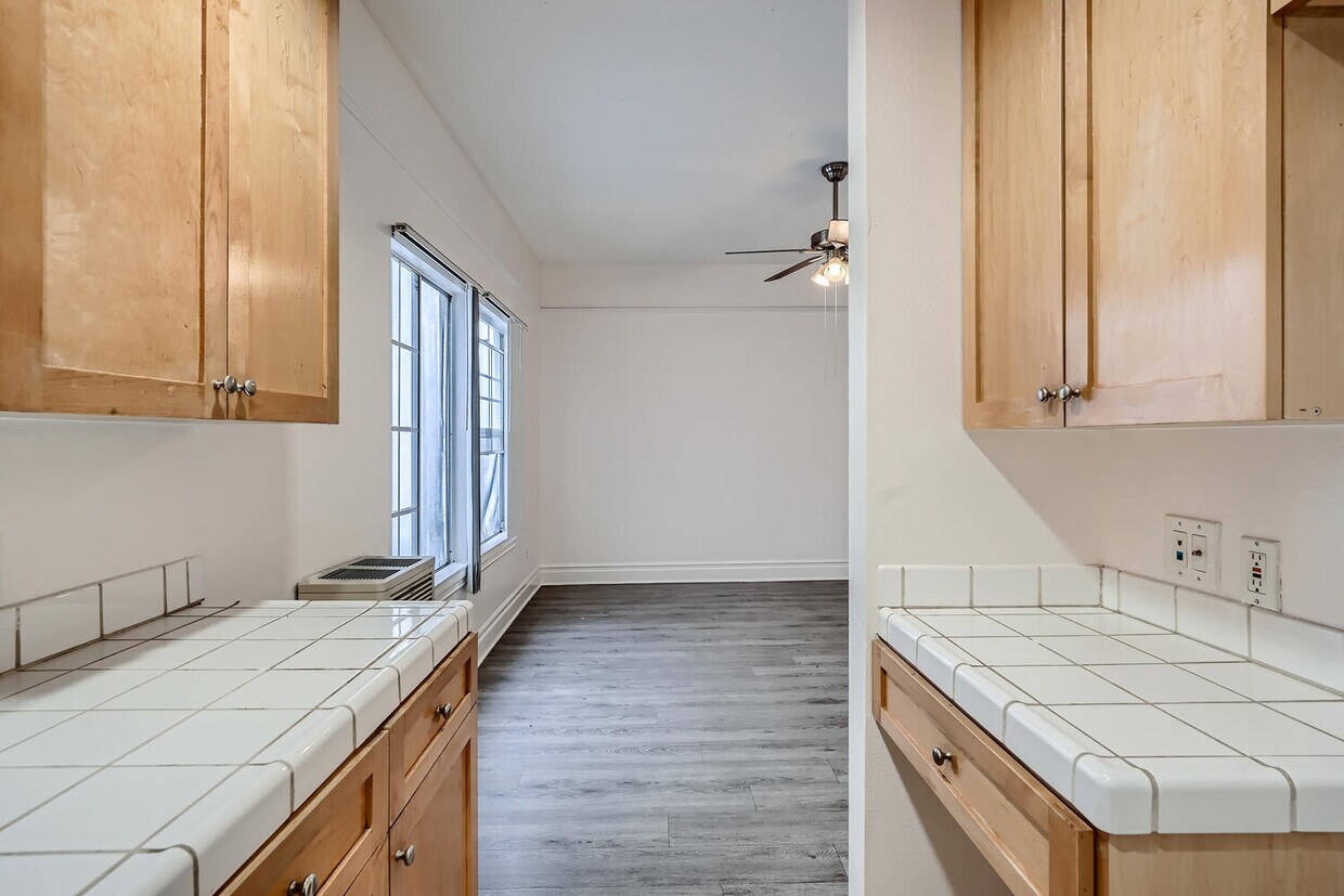 South Virgil Apartments Apartments in Los Angeles, CA Westside Rentals