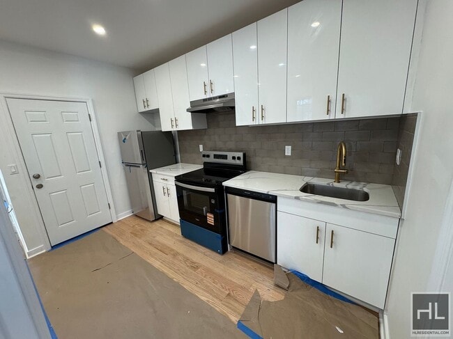 Foto del edificio - 31 AVENUE