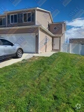 Building Photo - 917 Rampart Dr