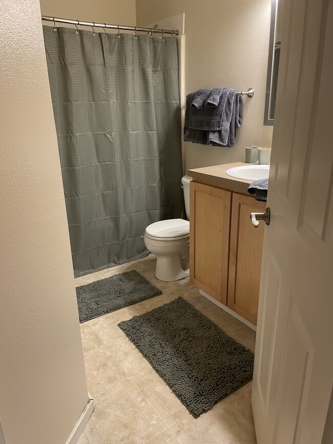 Foto del edificio - 8812 Stone Ave N