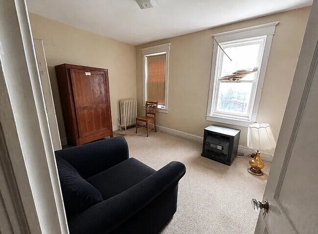 Foto del edificio - 633 Edgewood Ave