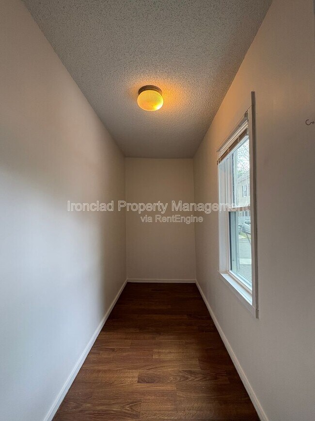Foto del edificio - 172 Mt Pleasant St