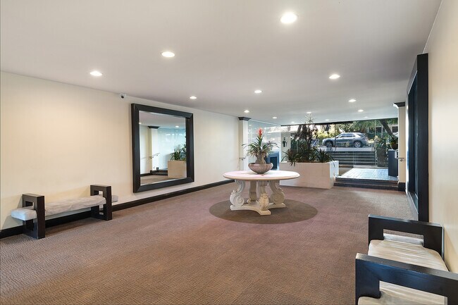 Building Photo - 9000 Cynthia St