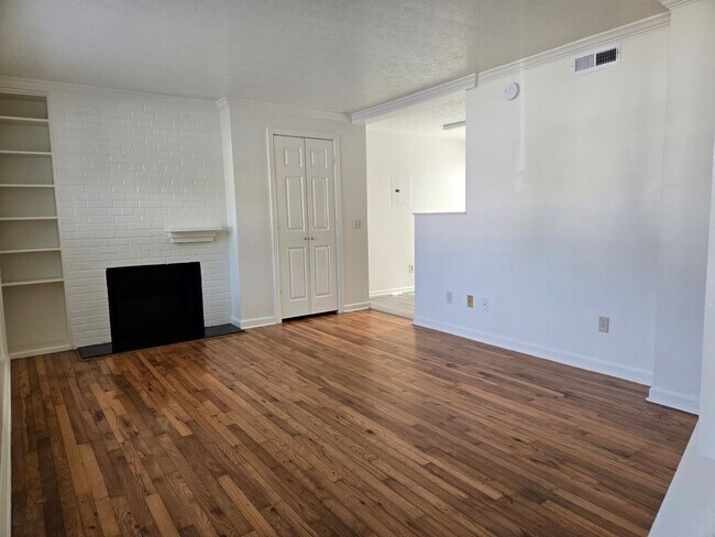 Foto del edificio - Oak Ridge 37830 - 2 bedroom, 1 bath - Cont...