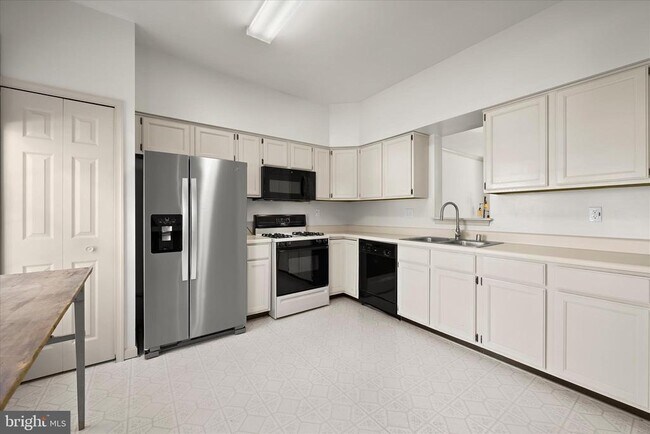 Foto del edificio - 20 Tenby Ct