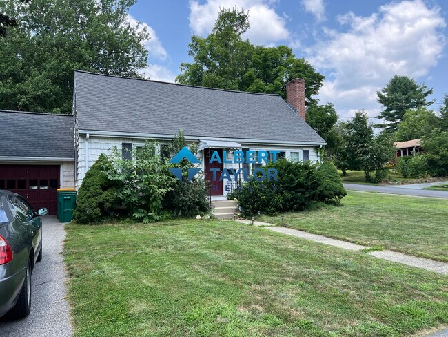Building Photo - 164 Lane Dr