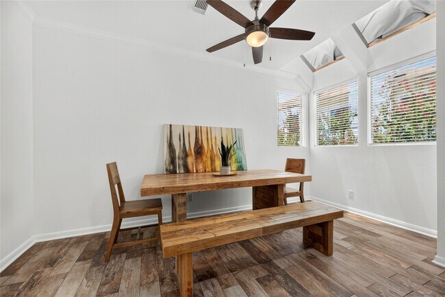 Foto del edificio - 6311 Westcott St