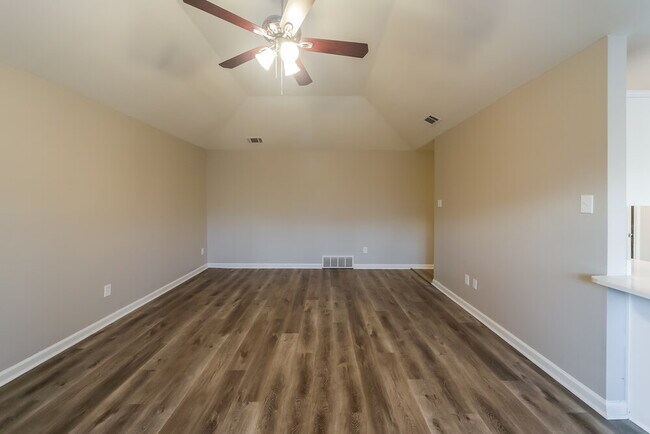 Building Photo - 7931 Claredale Dr