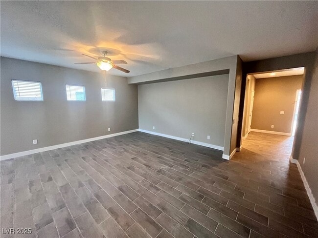 Building Photo - 7136 Crescentville Ave