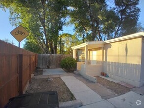 Building Photo - 202 Lower San Pedro Rd