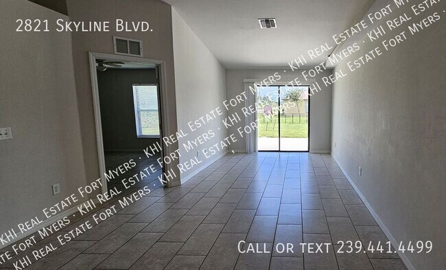 Foto del edificio - 2821 Skyline Blvd