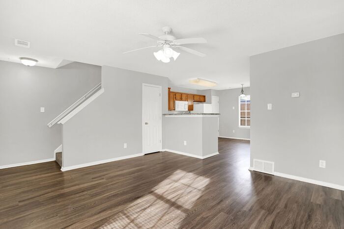Primary Photo - Two Story 2-bd/ 1.5-ba Southaven Townhome ...