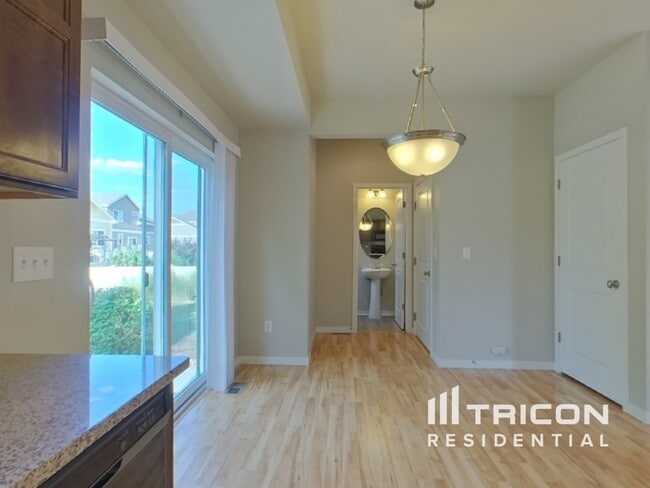 Foto del edificio - 3872 Ginkgo St