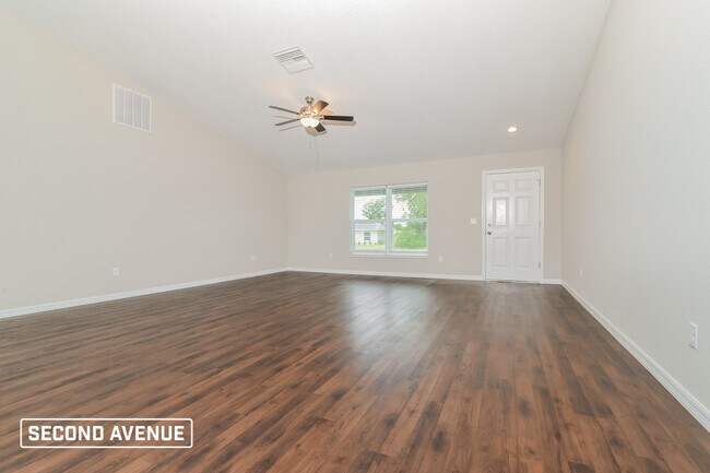 Building Photo - 15880 SW 23rd CT RD