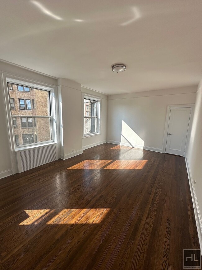 Building Photo - WEST 86 STREET
