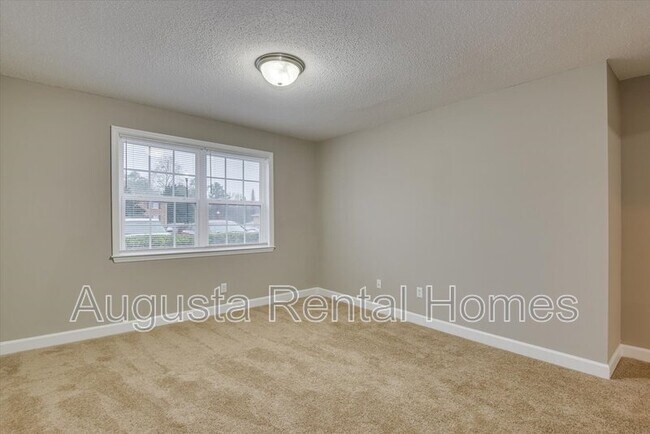 Foto del edificio - 2905 Arrowhead Dr