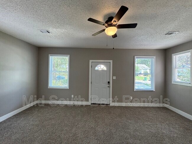 Foto del edificio - 4705 W 25th St