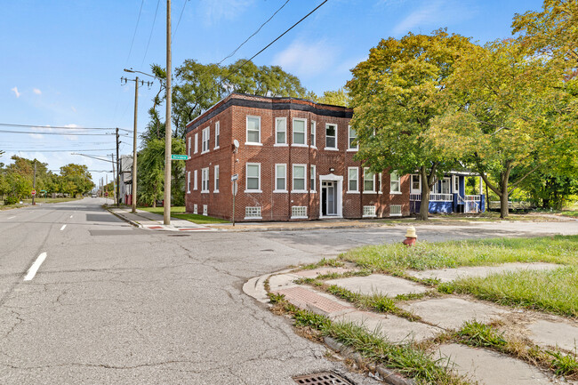 Building Photo - 2282 Belvidere St