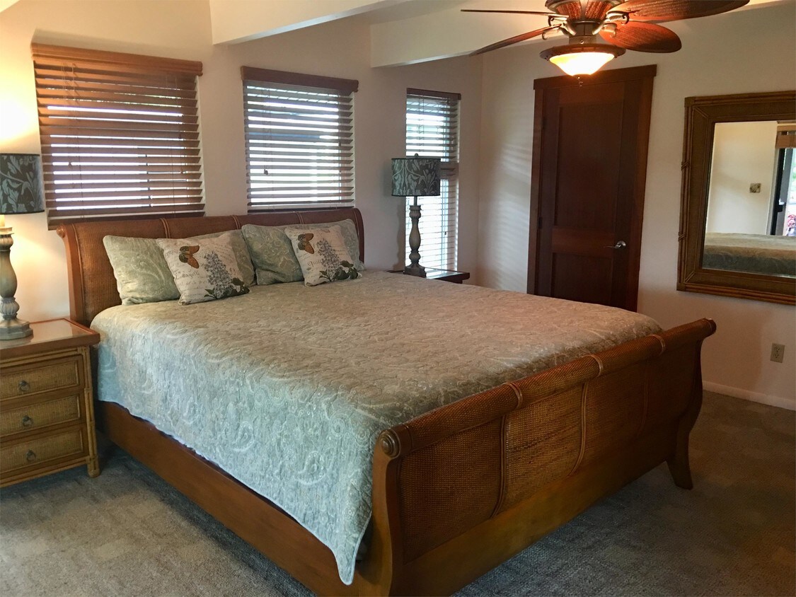 Building Photo - 3227 Mapu Dr