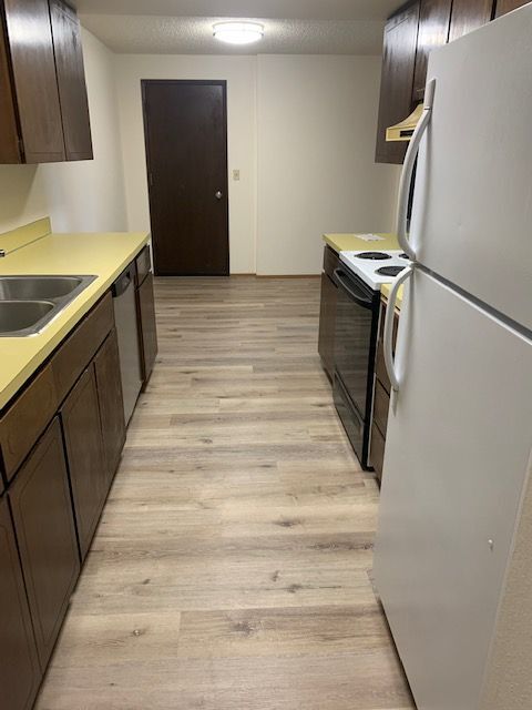 Foto del edificio - 1310 E Section St