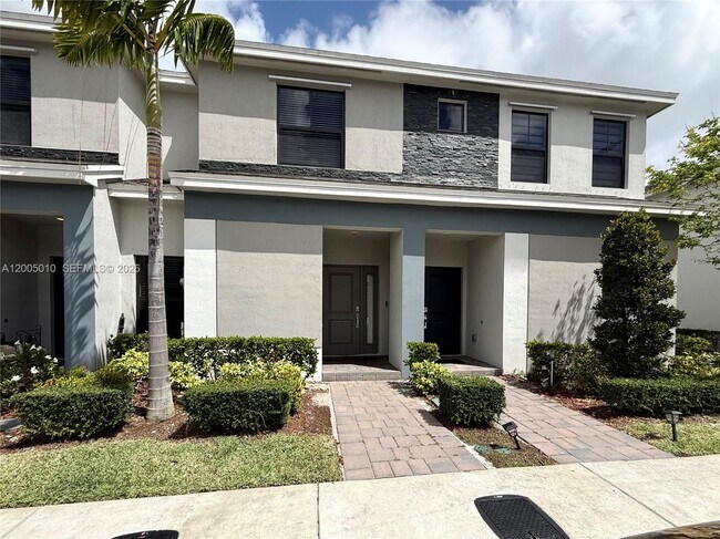 Foto del edificio - 529 NE 1st St