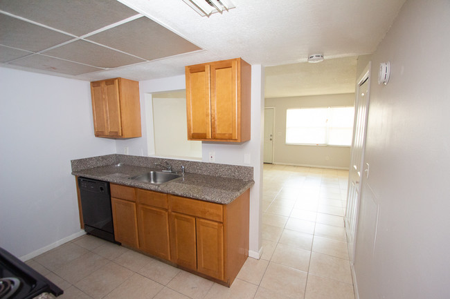 Building Photo - Wildwood Way