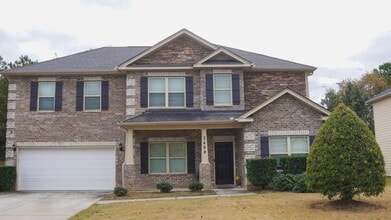 Building Photo - 3499 Henley St