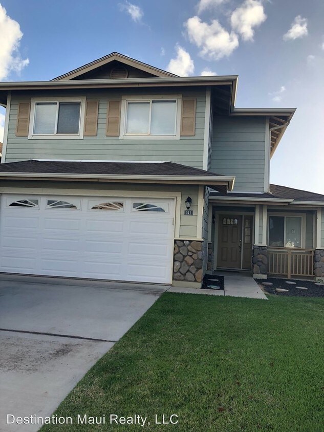 3 br, 2.5 bath House 141 Molehulehu Loop House Rental in Kahului