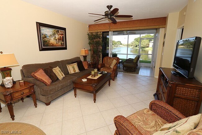 Foto del edificio - 7435 Plumbago Bridge Rd