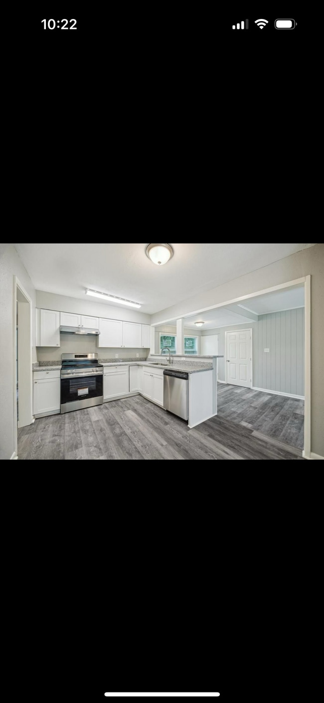 Building Photo - 6306 Thrush Dr