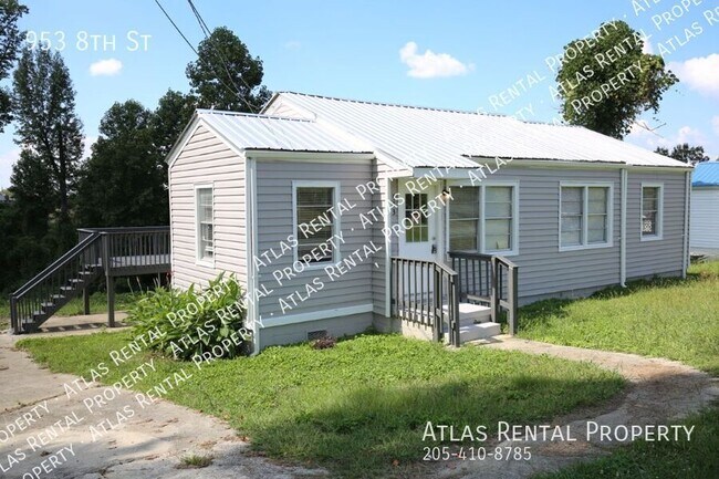 Building Photo - Charming 3-Bedroom Home Back on the Market...