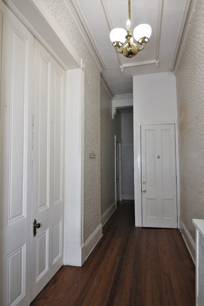 Foto del edificio - 1513 Bolton St