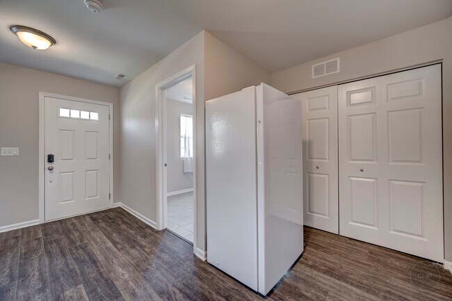 Building Photo - 4163 Calder Ln