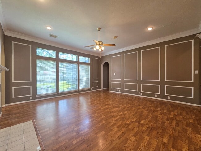 Building Photo - 6903 Springcrest Ct