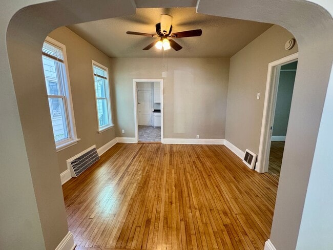 Building Photo - 3461 E Plankinton Ave