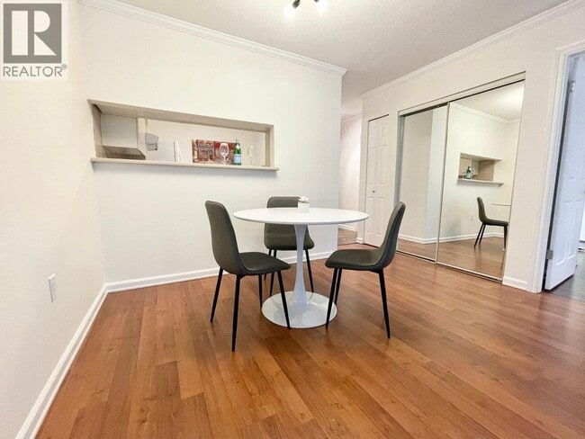 Building Photo - 2020 Highbury St