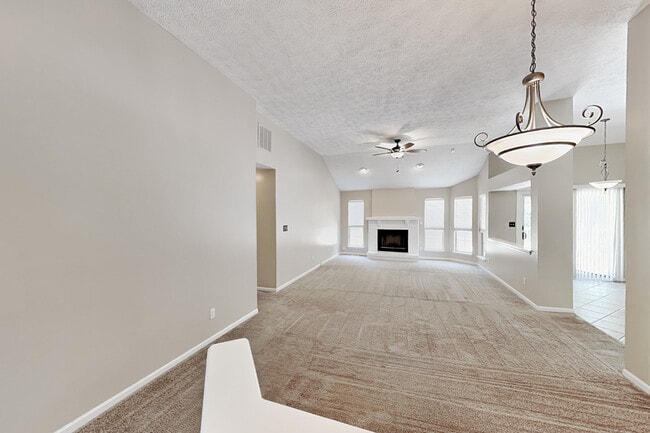 Building Photo - 8622 Cedar Key Dr