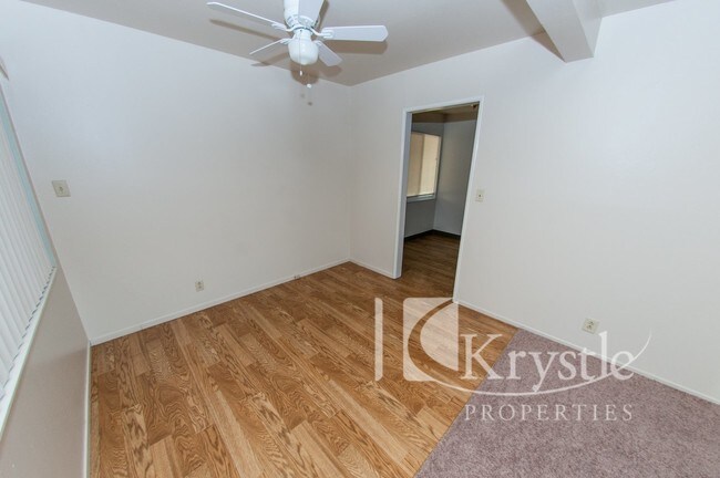 Building Photo - American Canyon