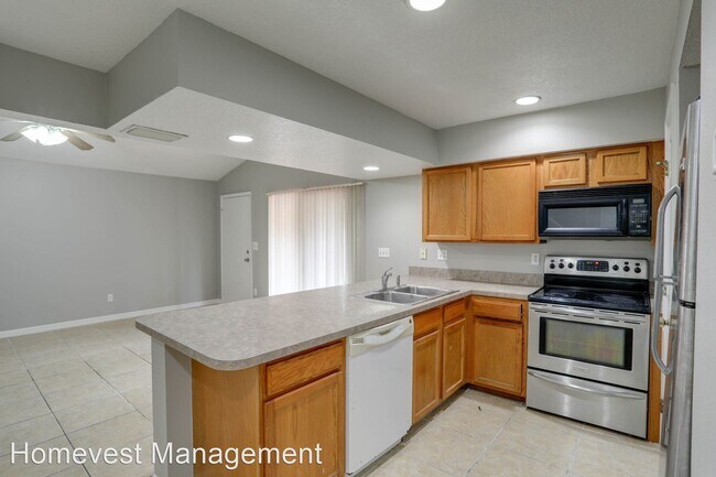 Foto del edificio - 3 br, 2 bath House - 1818 Vicksburg Way #1818