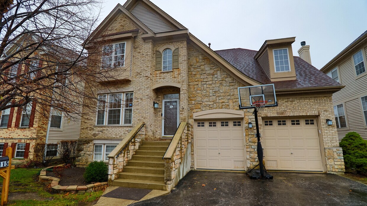 3115 W North Shore Ave, Chicago, IL 60645 House Rental in Chicago, IL