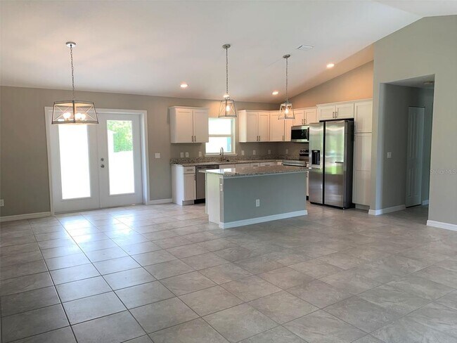 Foto del edificio - 5404 Montego Ln