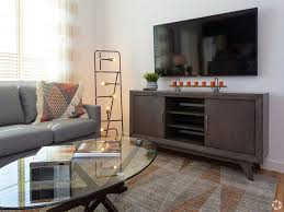 Foto del edificio - 9740 E Hampton Ave