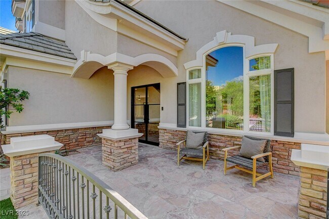 Foto del edificio - 1266 Imperia Dr