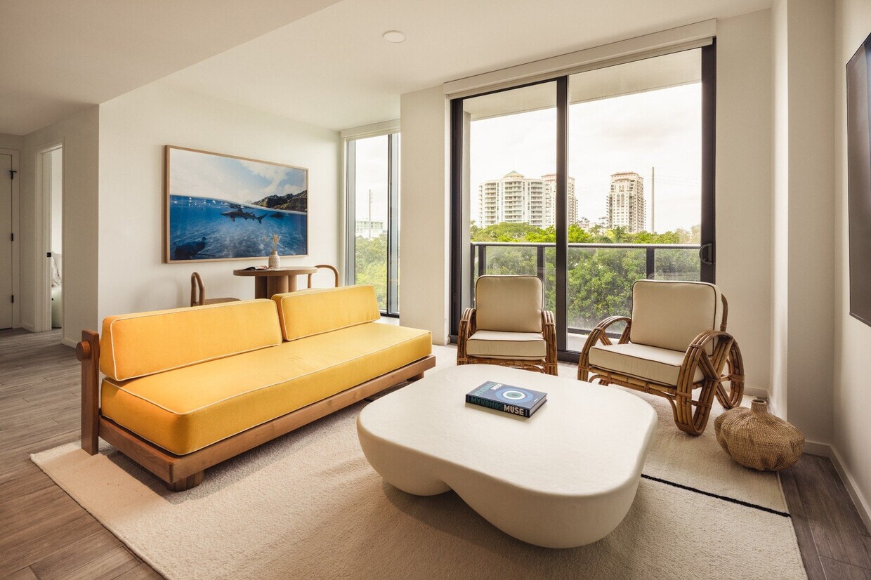 Foto principal - 301 SW 1st Ave