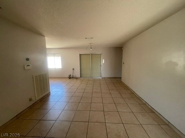 Foto del edificio - 7016 Hurricane Way