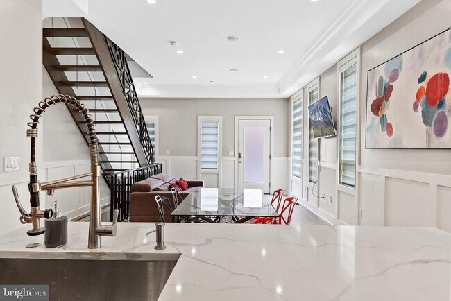 Foto del edificio - 1402 Ellsworth St